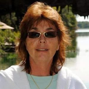 Meet your Posher, Debbie